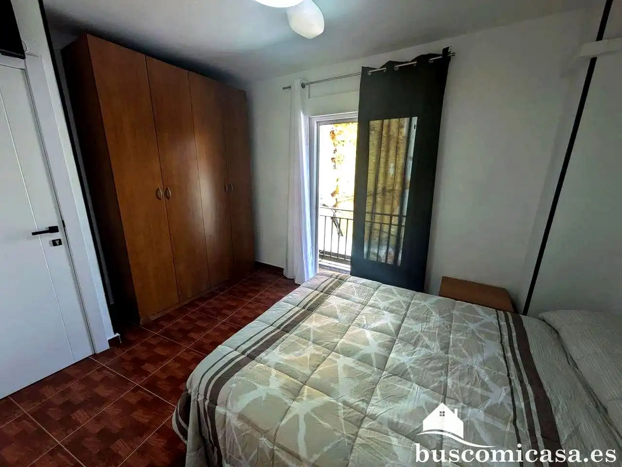 Schlafzimmer von Wohnung zur Miete in Linares mit Klimaanlage, Balkon und Alarm