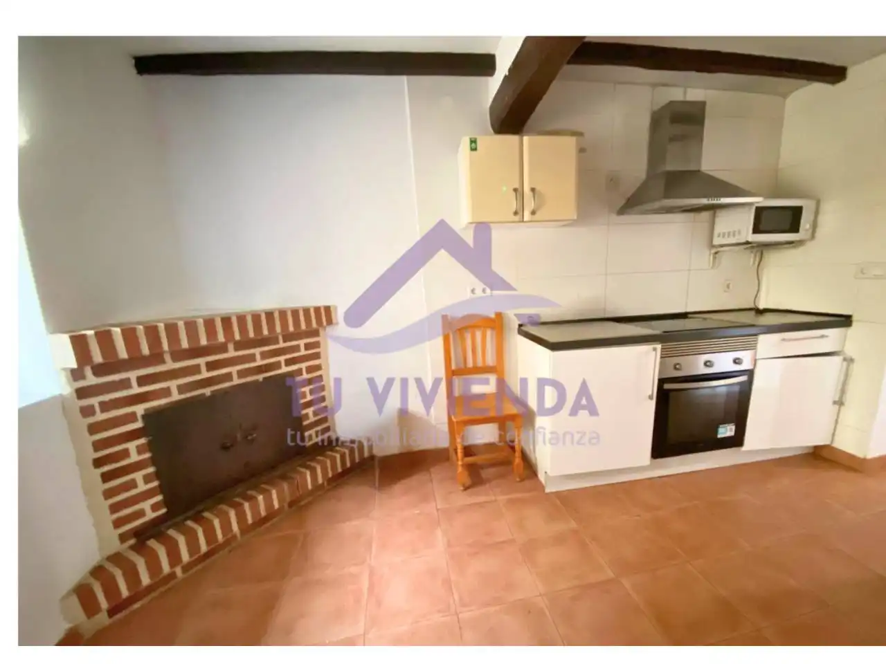 Cuina de Casa o xalet de lloguer en Saldaña amb Jardí privat i Moblat