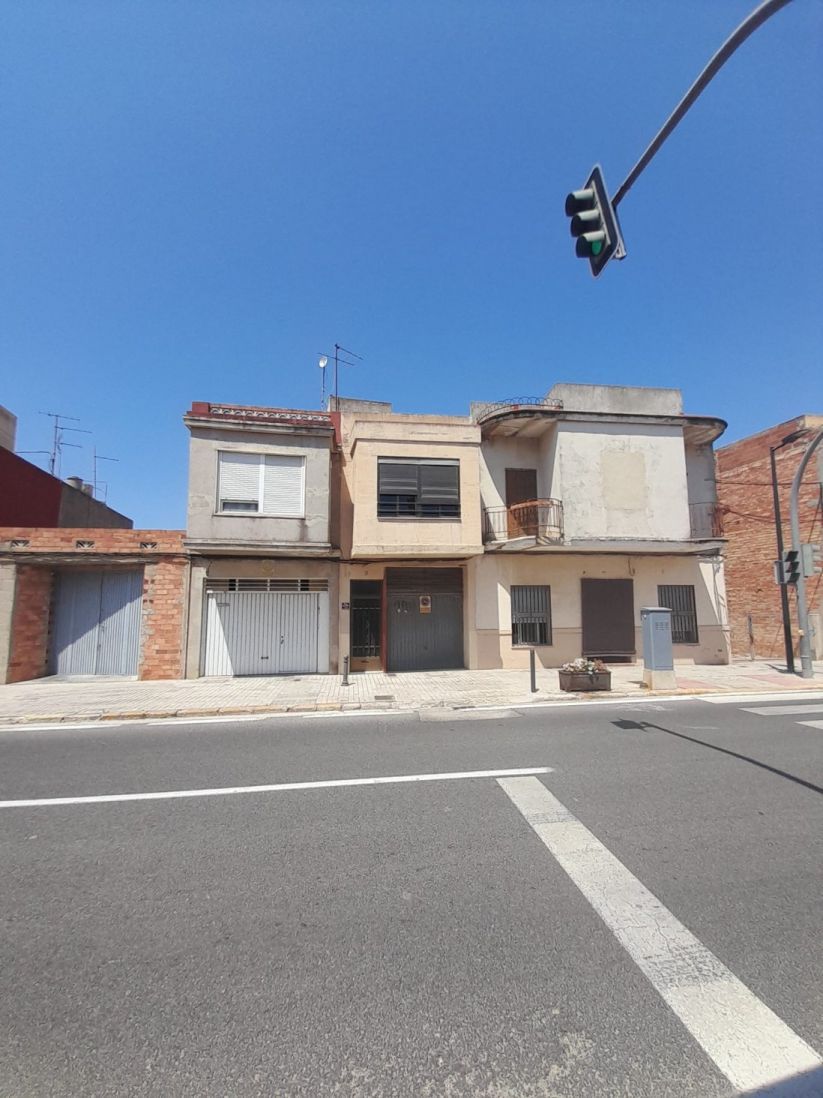 Exterior view of Single-family semi-detached for sale in Sueca  with Terrace and Alarm
