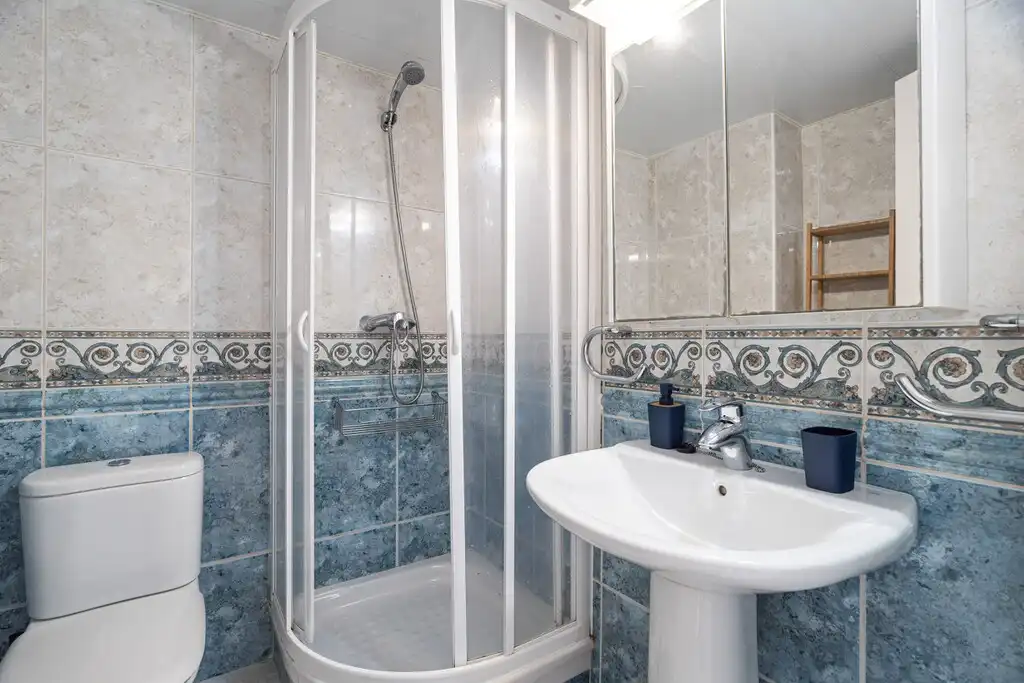 Baño de Ático en venta en Sant Pere de Ribes con Aire acondicionado, Terraza y Amueblado
