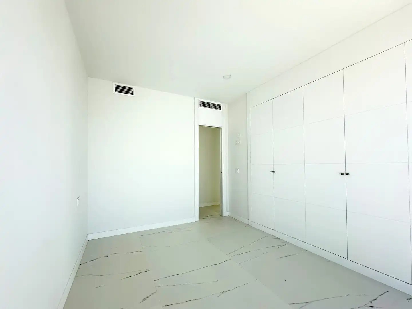 Bedroom of Attic for sale in Casares  with Air Conditioner, Terrace and Storage room