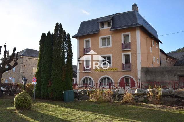 Casa-chalet en Venta en du Puymorens en Latour - de - Carol