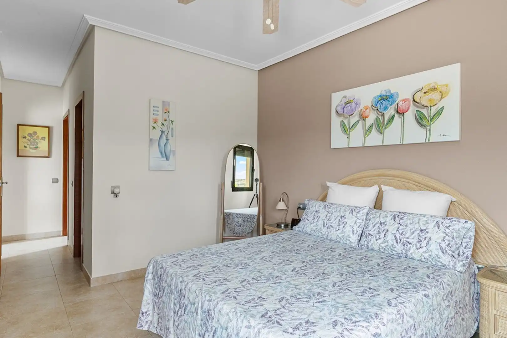 Habitación de Casa o chalet en venta en Alicante / Alacant con Aire acondicionado, Jardín privado y Terraza