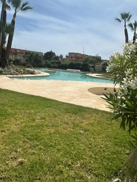 Schwimmbecken von Wohnung zum Verkauf in Salobreña mit Schwimmbad, Möbliert und Gemeinschaftspool