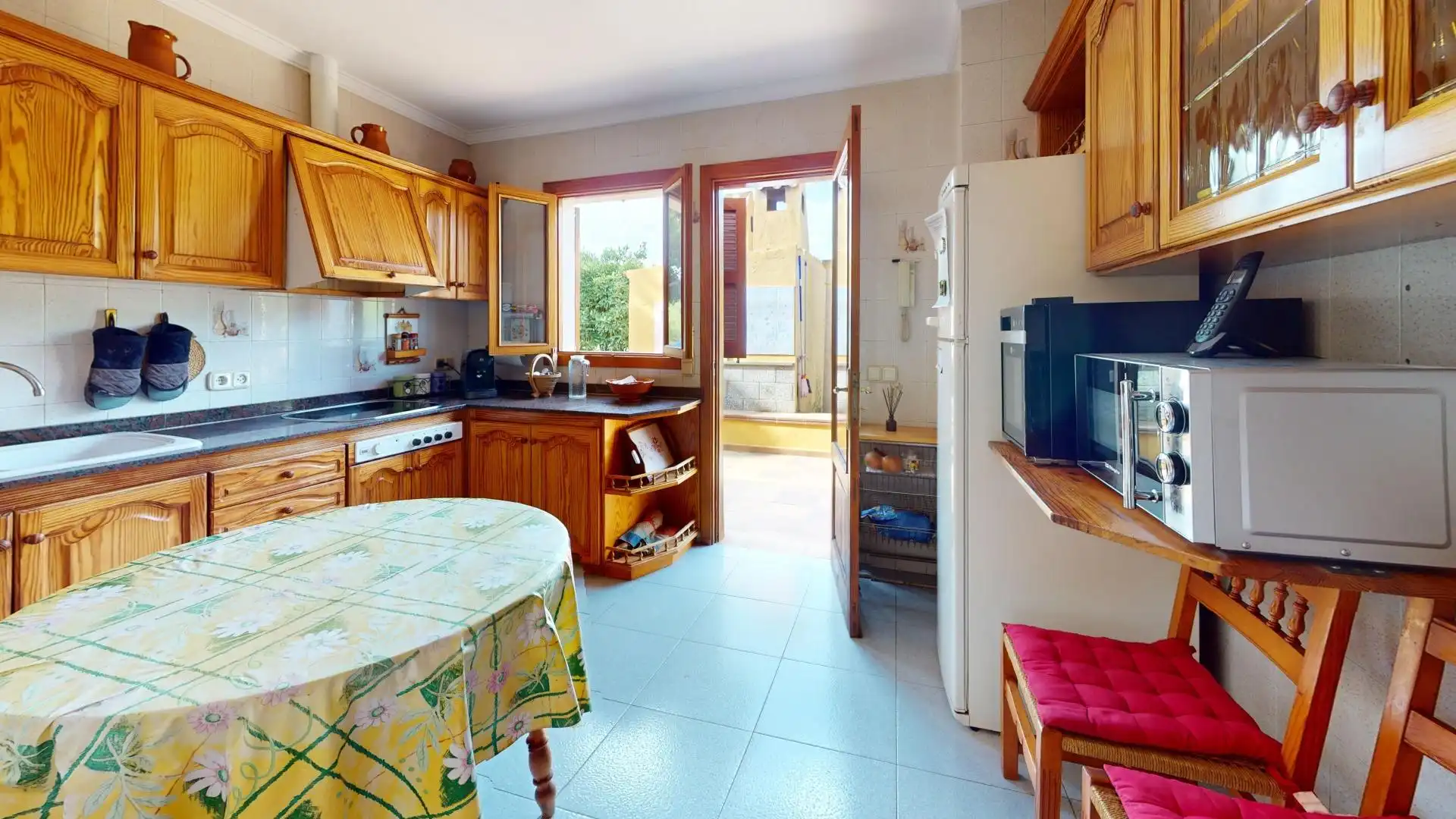 Küche von Country house zum Verkauf in  Palma de Mallorca mit Klimaanlage, Heizung und Privatgarten
