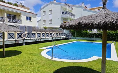Piscina de Pis en venda en Calafell amb Calefacció, Jardí privat i Terrassa