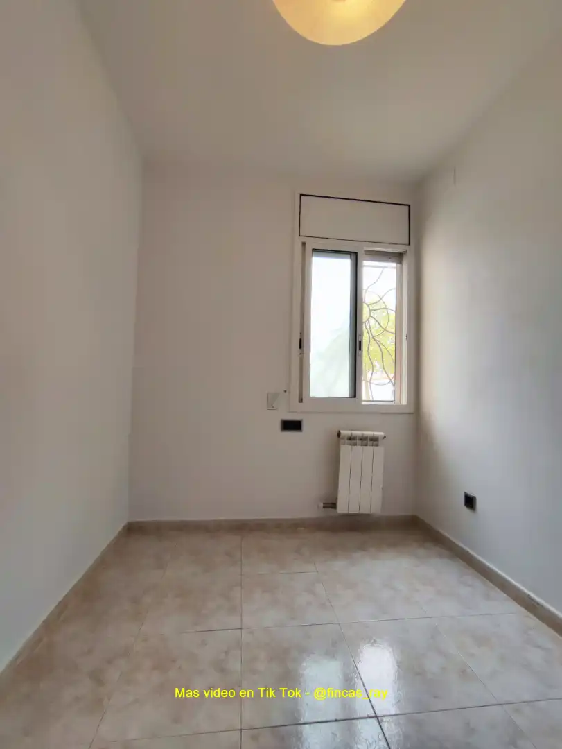 Habitación de Piso en venta en La Garriga con Calefacción y Horno