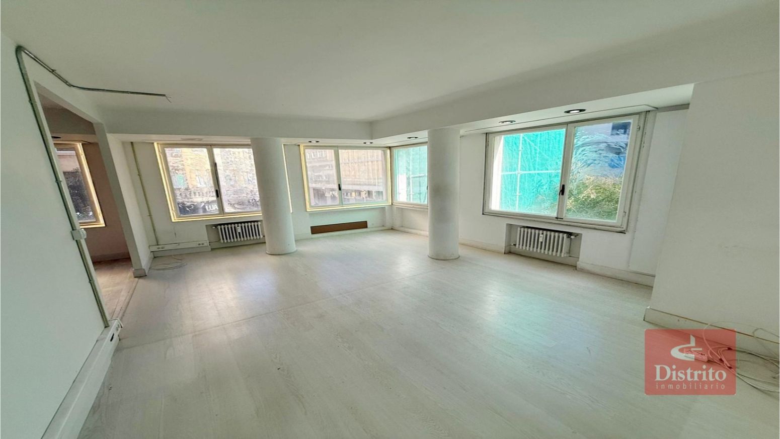 Living room of Office for sale in Santander  with Heating