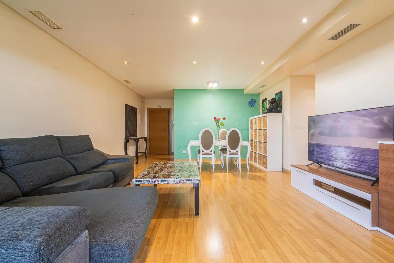 Sala d'estar de Planta baixa en venda en Crevillent amb Aire condicionat, Calefacció i Piscina comunitària