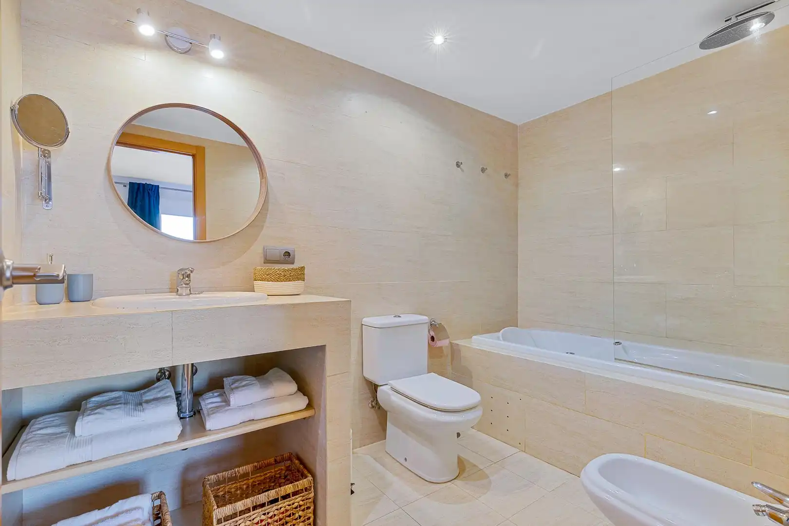 Baño de Ático en venta en Mijas con Aire acondicionado, Calefacción y Jardín privado