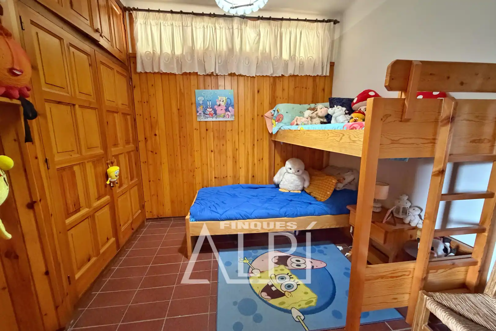 Bedroom of Apartments for sale in Alp  with Heating, Storage room and Furnished