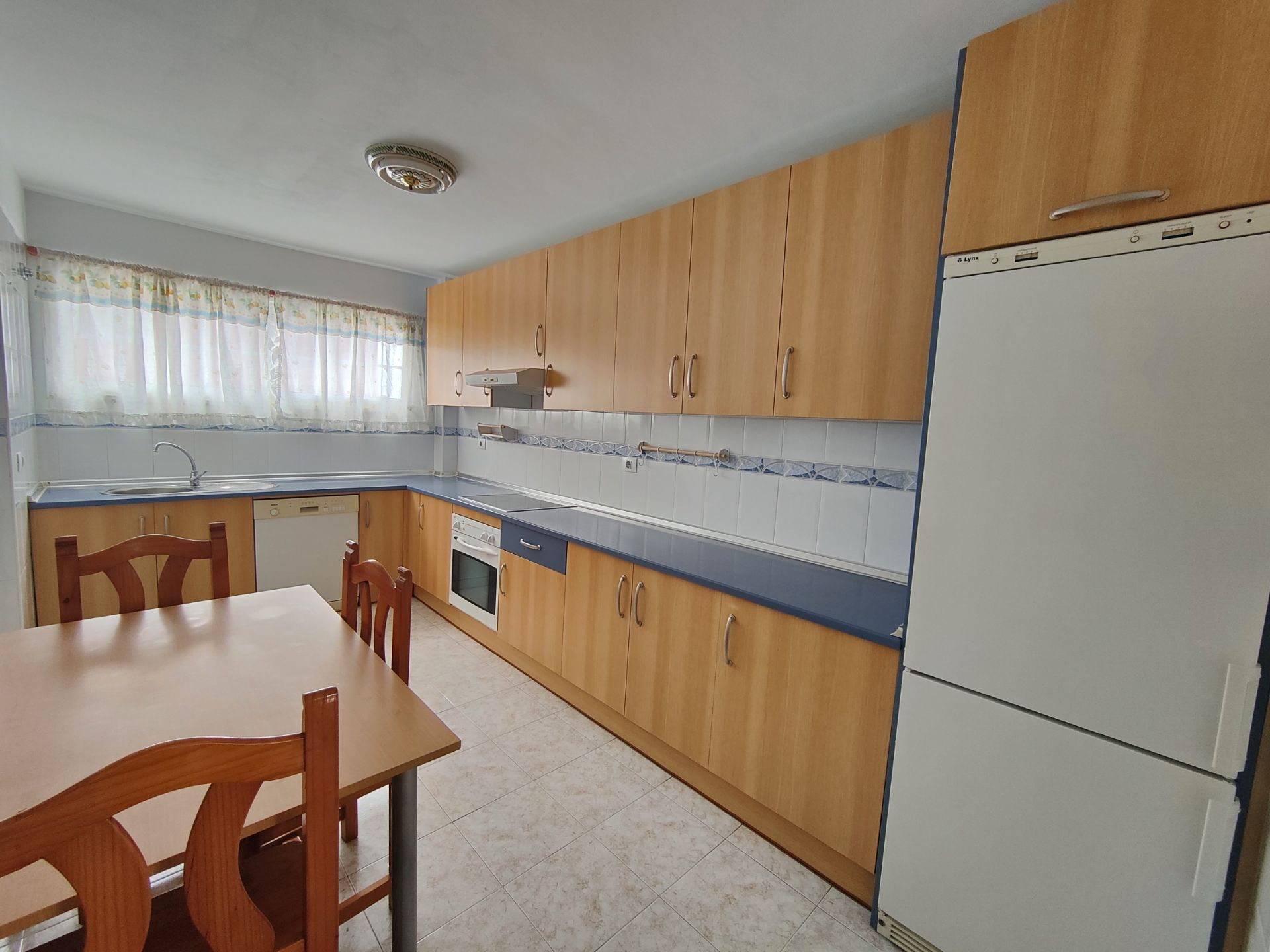 Cuina de Pis en venda en  Santa Cruz de Tenerife Capital amb Terrassa, Traster i Forn