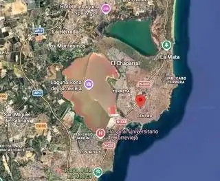 Piso en venta en Torrevieja con Piscina comunitaria