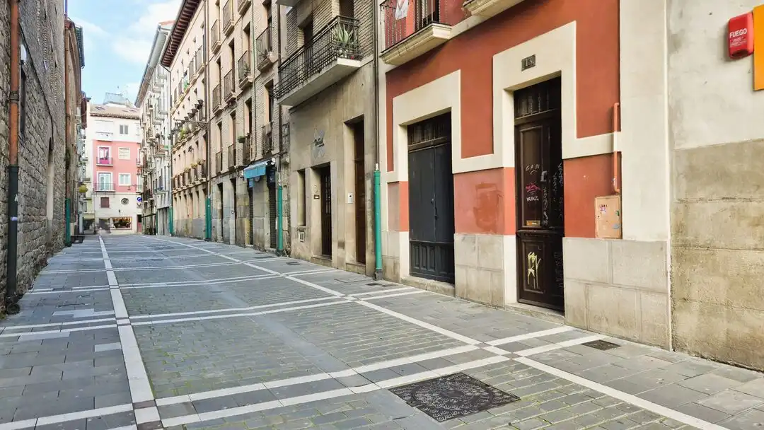 Local comercial de lloguer a Casco Antiguo, imagen 19
