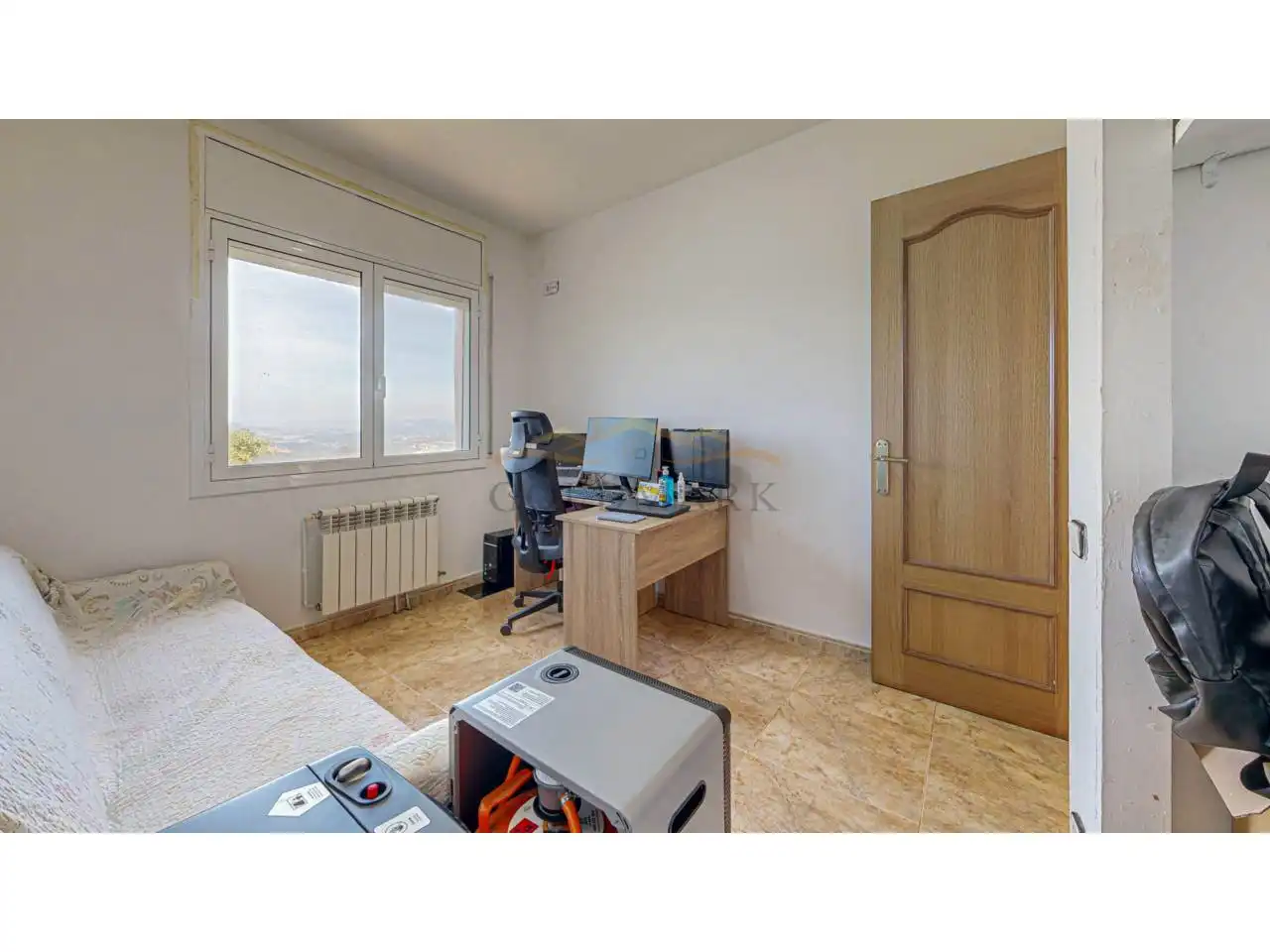 Dormitori de Casa o xalet en venda en Corbera de Llobregat amb Aire condicionat, Jardí privat i Terrassa