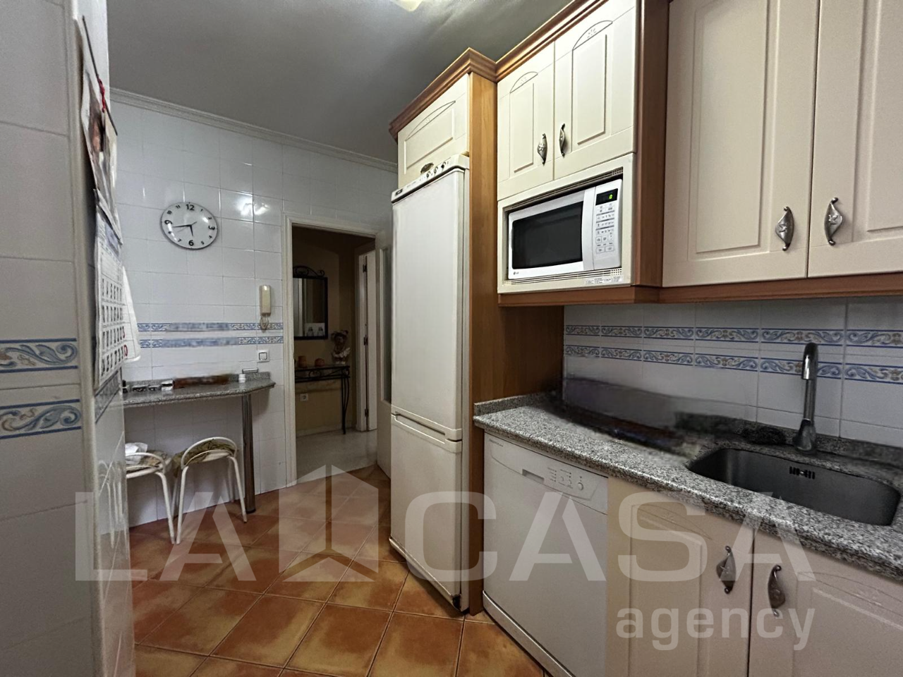 Kitchen of Flat for sale in Montequinto  with Air Conditioner and Swimming Pool