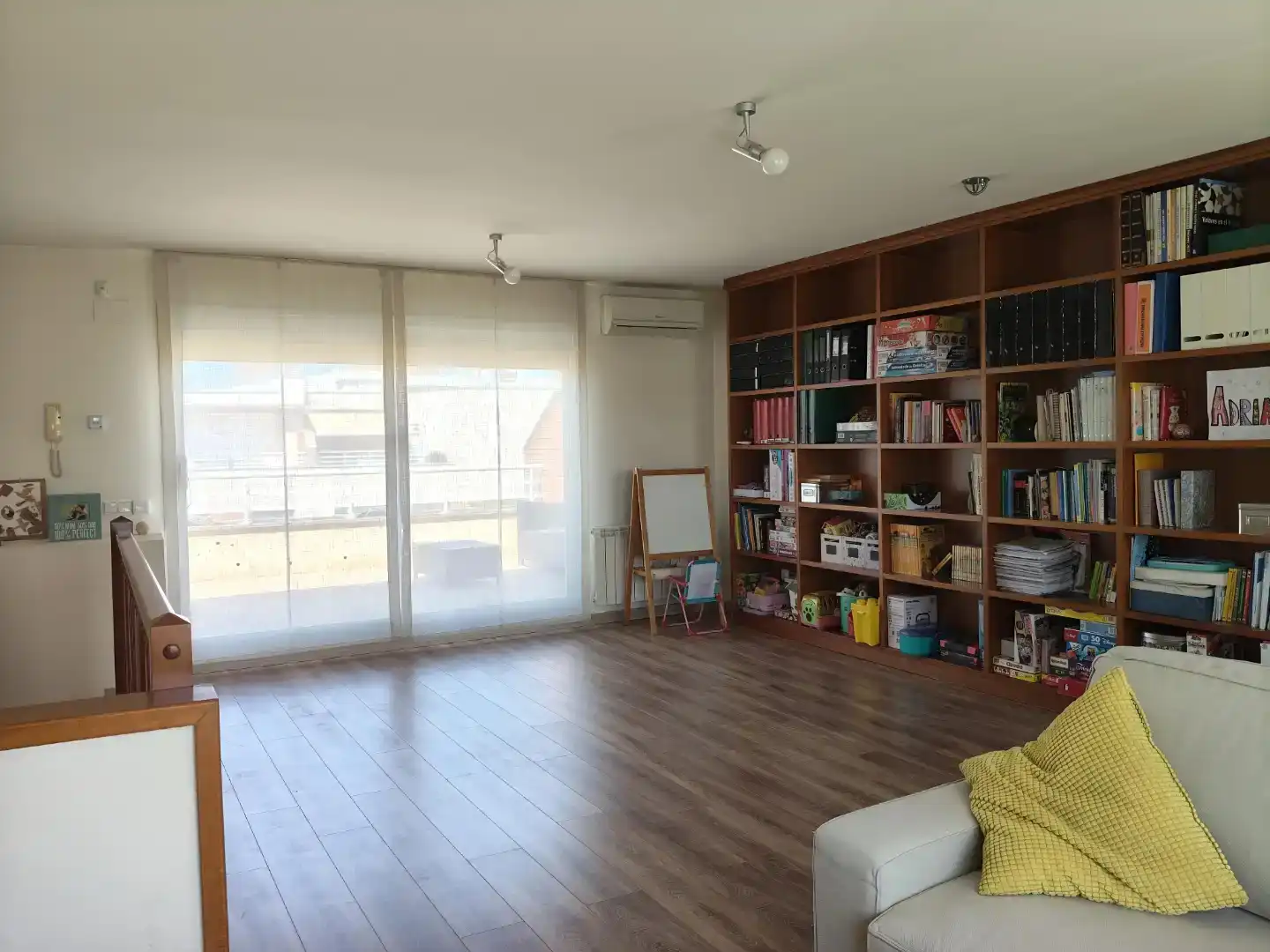 Sala d'estar de Casa adosada en venda en Alpicat amb Aire condicionat