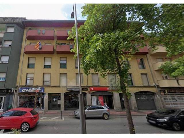 Garaje en Venta en Manlleu