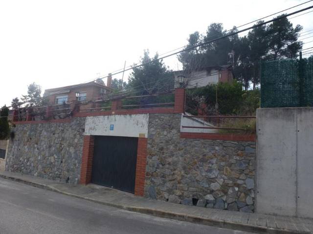 Casa adosada en Venta en C/ Argentona D´ en Castellnou - Can Mir - Can Solà