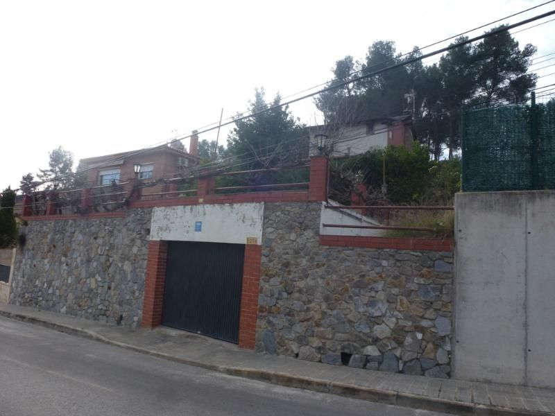 Casa adosada en venda a C/ Argentona D´, Castellnou - Can Mir - Can Solà