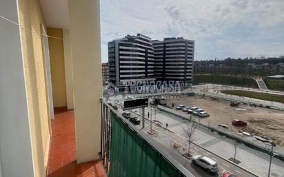 Exterior view of Flat for sale in  Madrid Capital  with Heating and Terrace