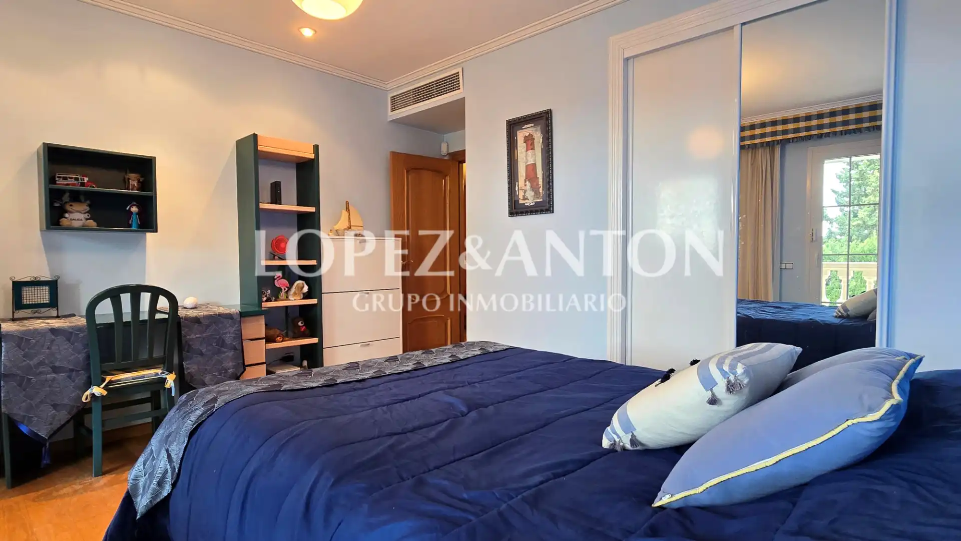 Habitación de Casa o chalet en venta en Benaguasil con Aire acondicionado, Jardín privado y Parquet