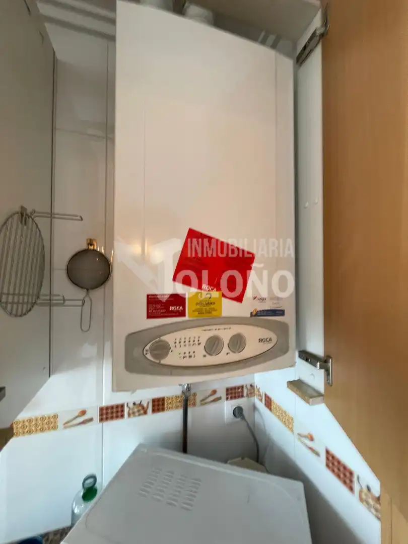Cocina de Apartamento en venta en Castañares de Rioja con Calefacción, Parquet y Terraza