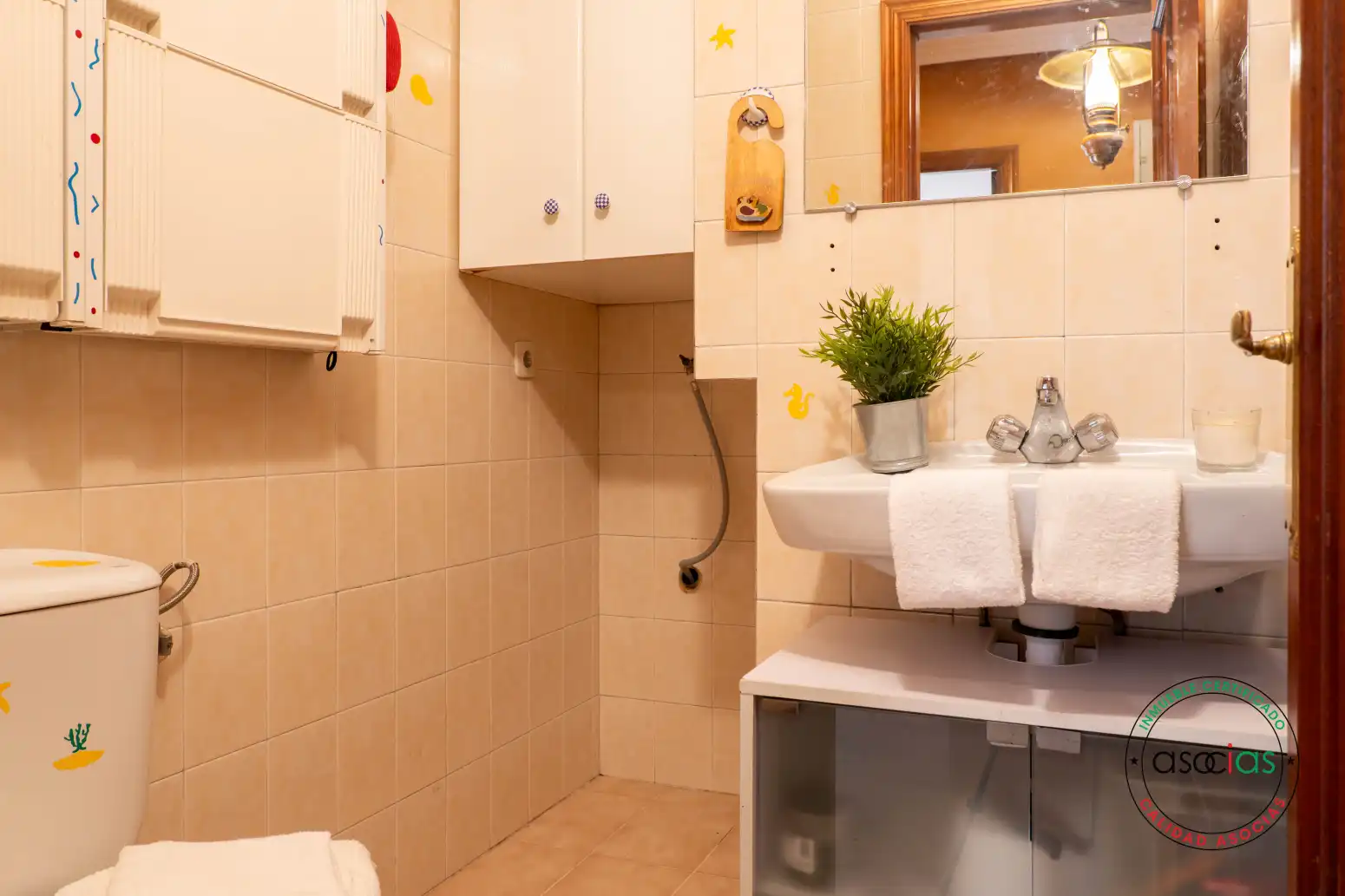 Badezimmer von Wohnung zum Verkauf in Gijón  mit Heizung, Parkett und Abstellraum