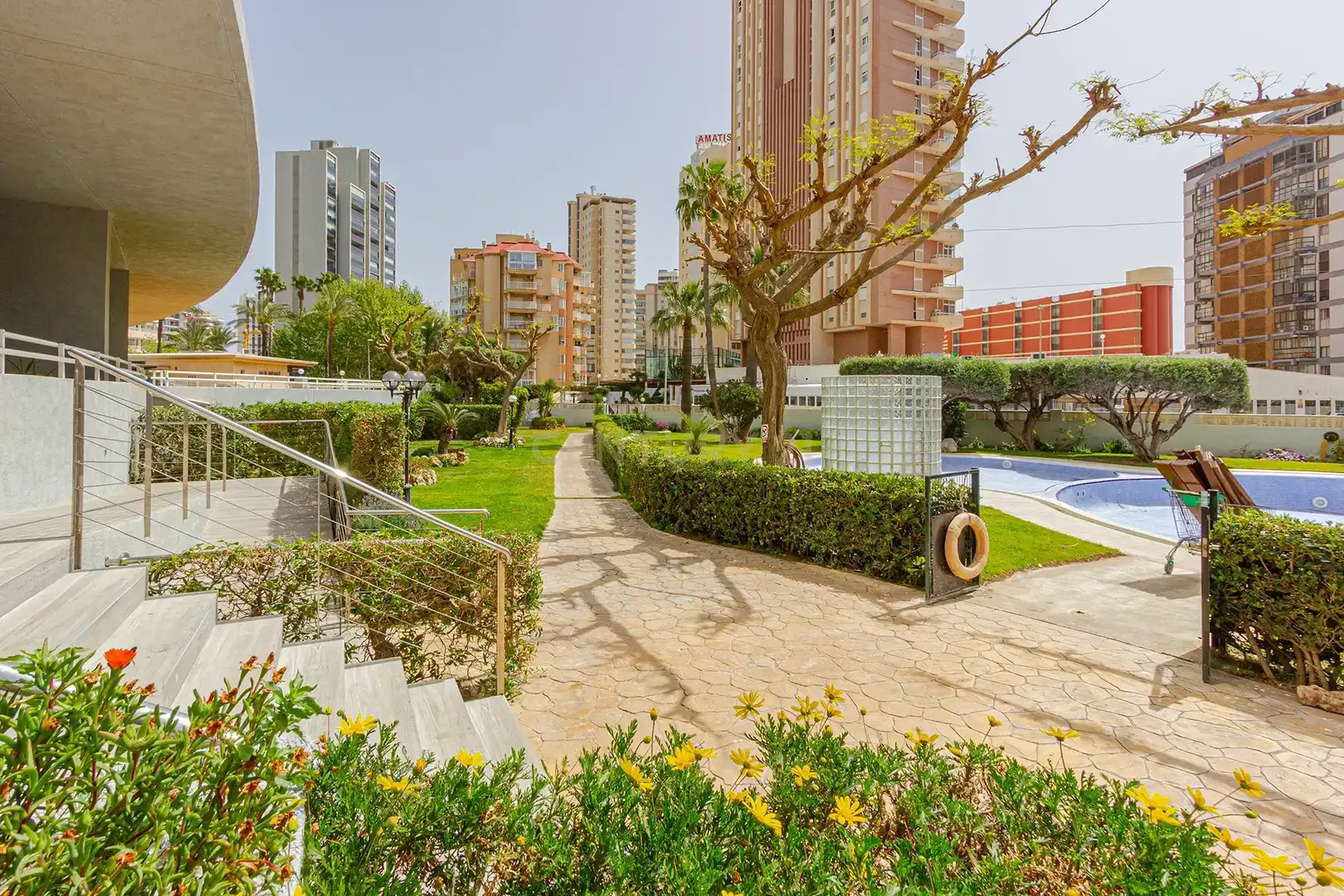 Exterior view of Apartments for sale in Calpe / Calp  with Air Conditioner, Storage room and Oven