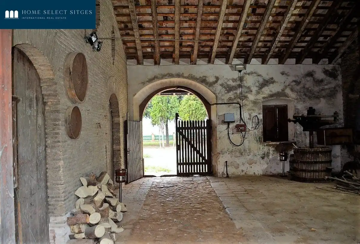 Casa rústica con terraza en venta en Vallpineda - Rocamar, imagen 28