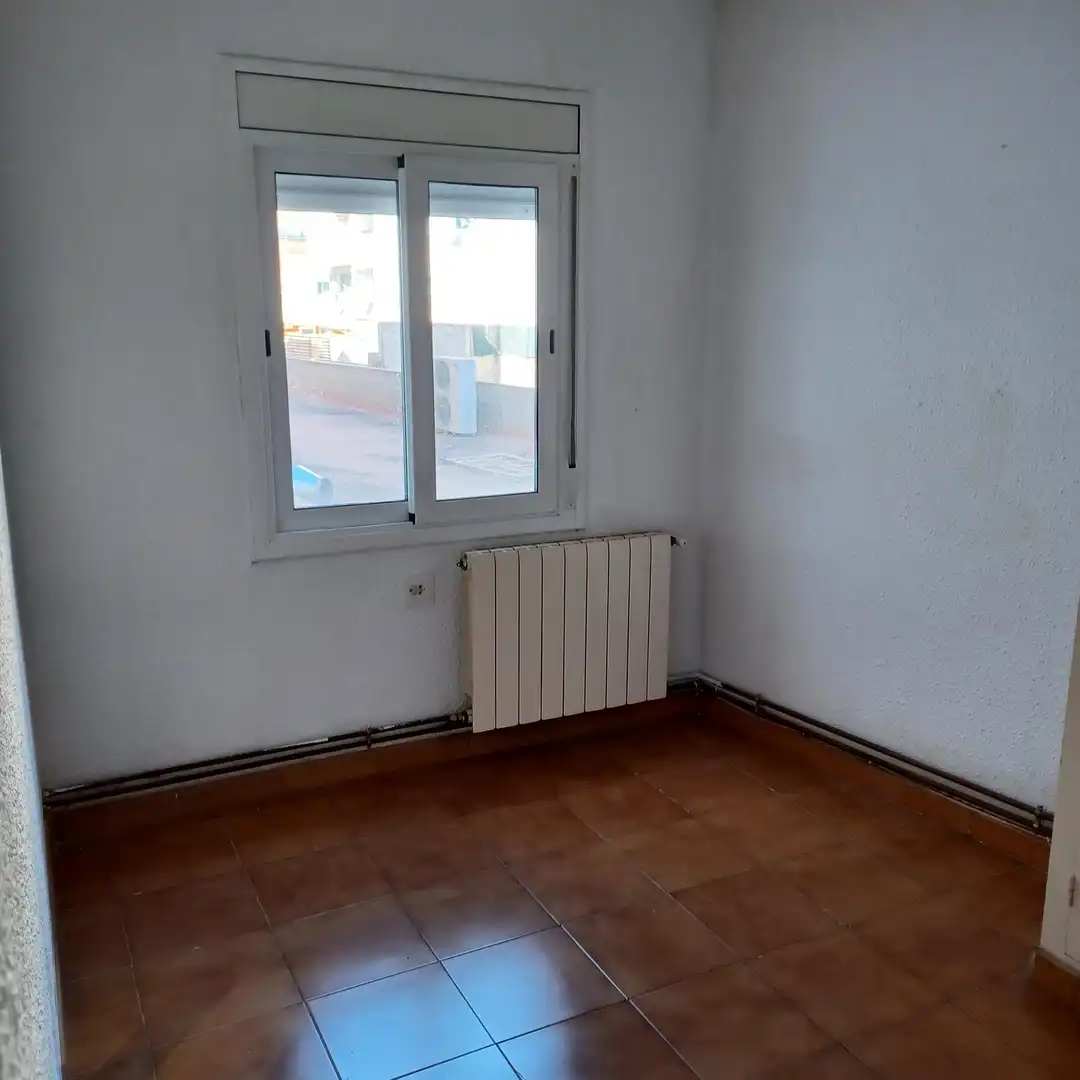Habitación de Piso en venta en Terrassa con Terraza y Balcón