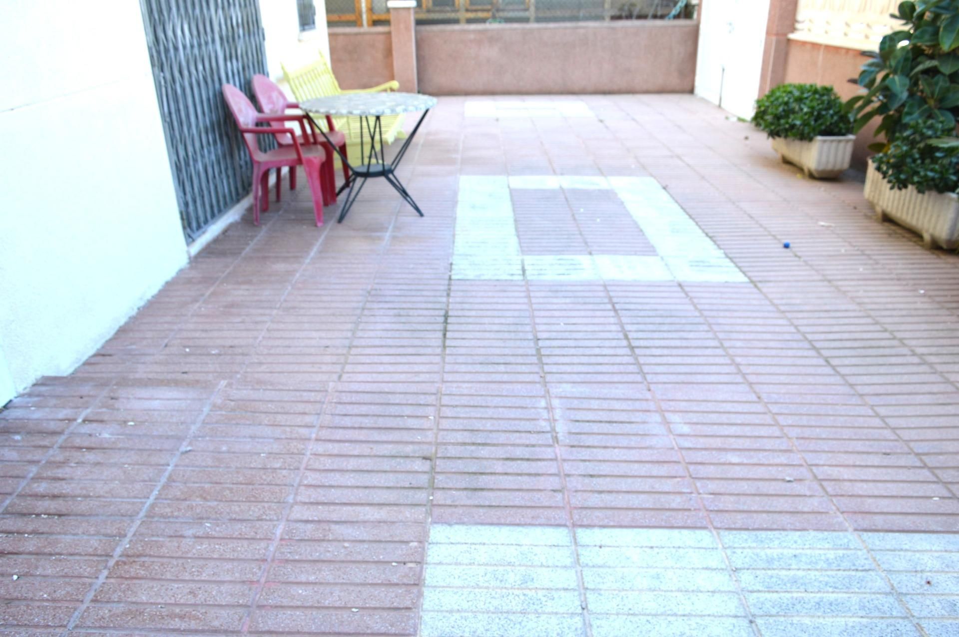Planta baixa en venda a Carrer de Calafell, Can Toni