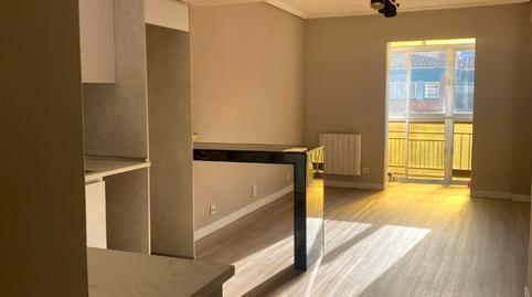 Foto 2 de Pis en venda a Calle de la Cigüeña, Pajarillos Bajos, Valladolid Capital