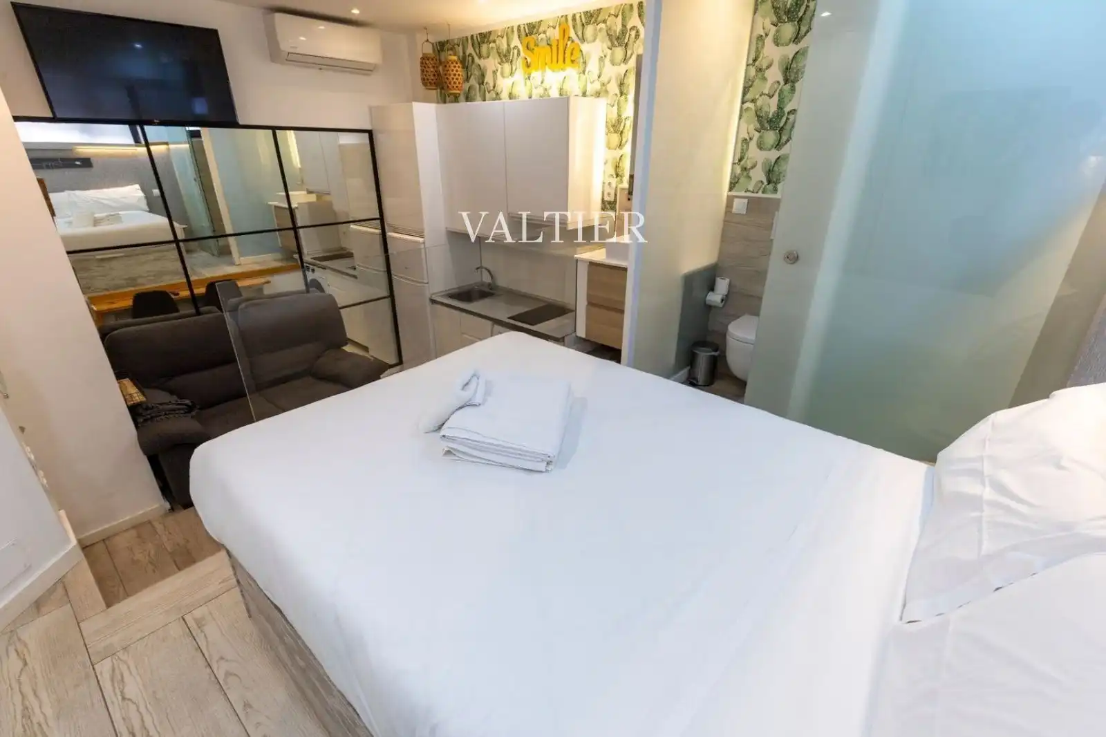 Bedroom of Flat for rent in Madrid  with Air Conditioner and Furnished