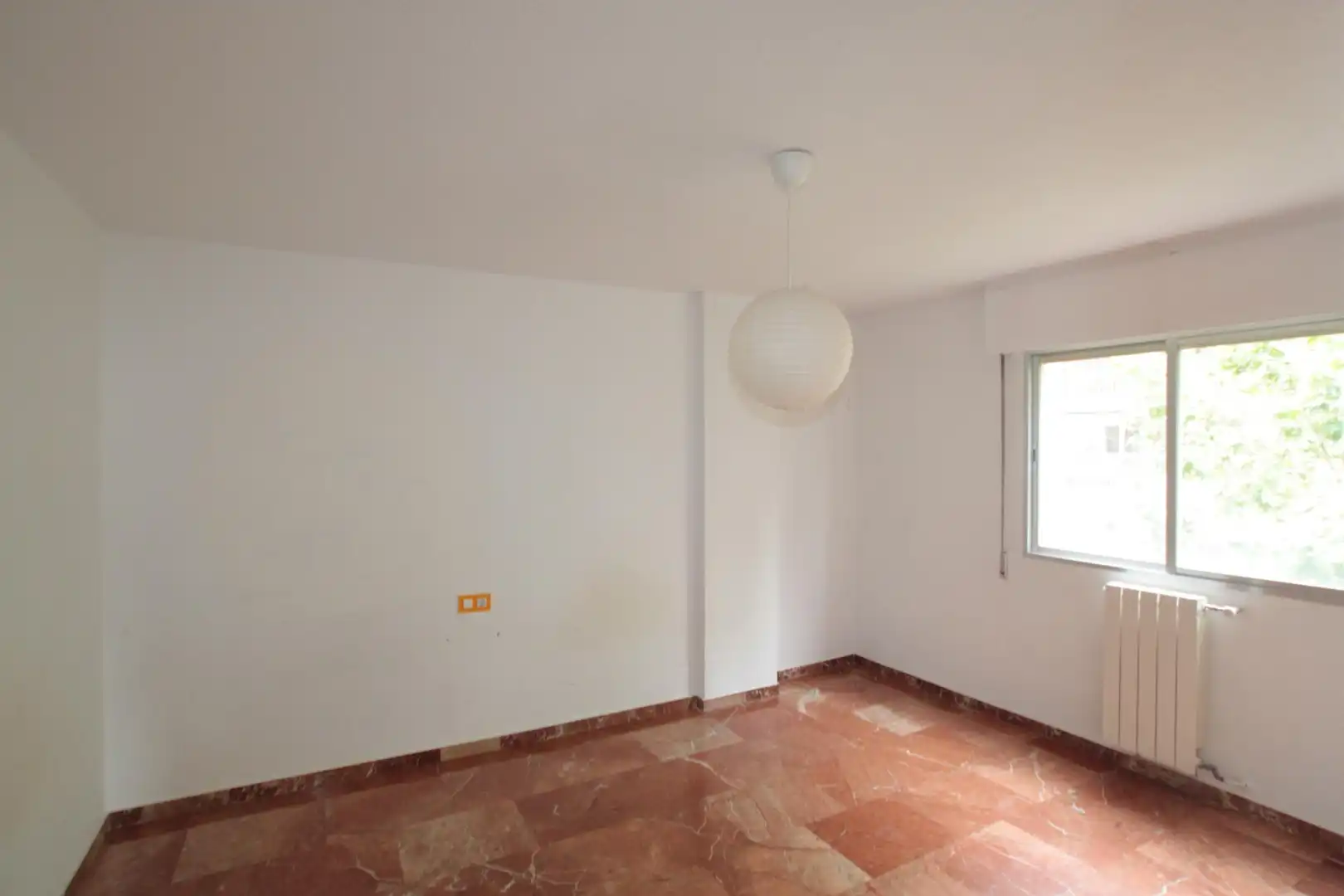 Habitación de Piso de alquiler en Granada con Aire acondicionado y Terraza