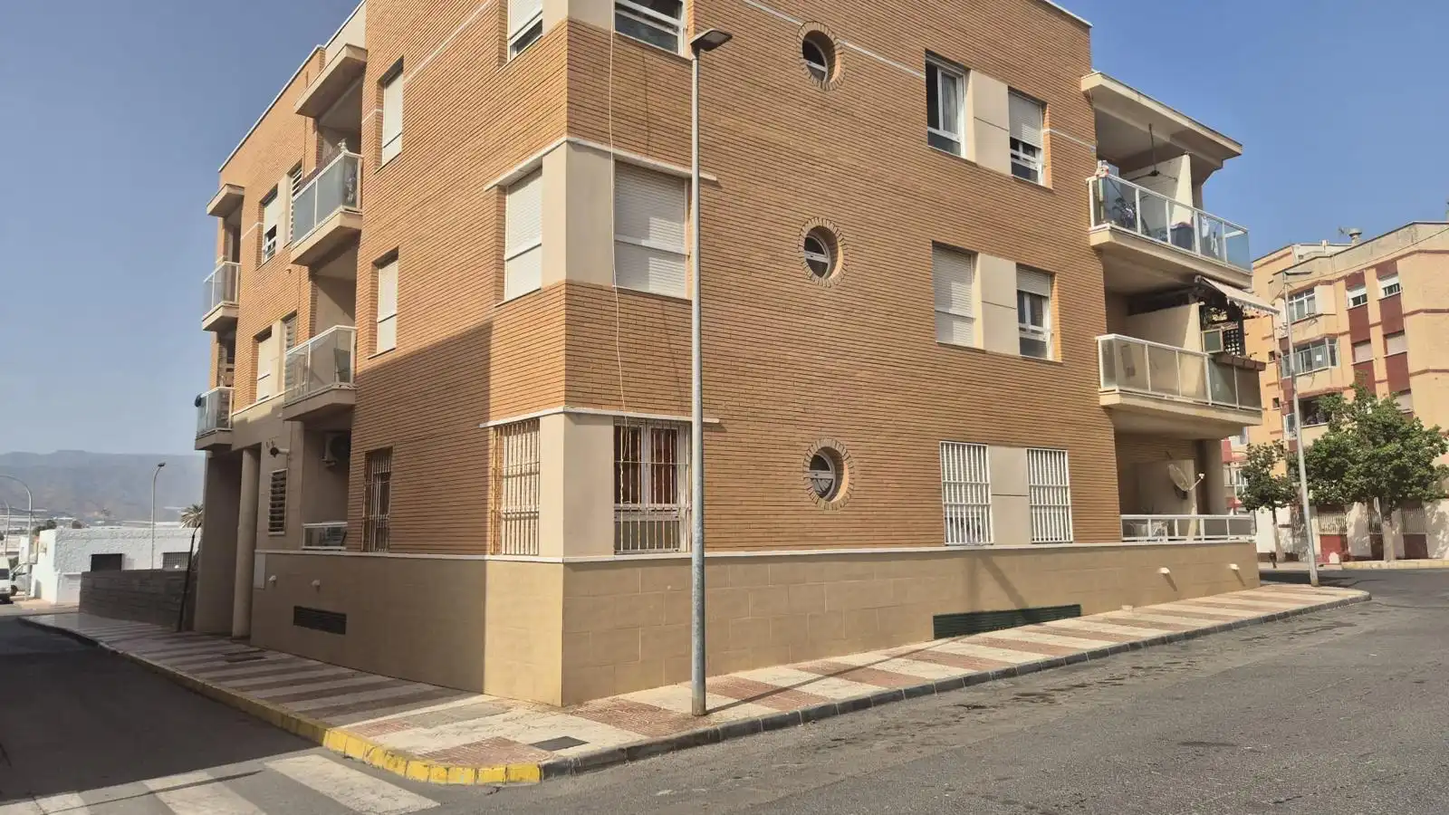 Vista exterior de Apartamento en venta en Roquetas de Mar ciudad