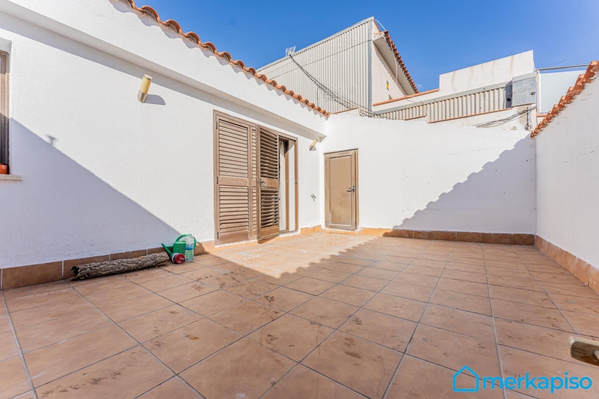 Exterior view of Duplex for sale in Castelldefels  with Air Conditioner, Heating and Terrace