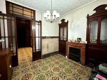 Casa con balcone in vendita a Centro