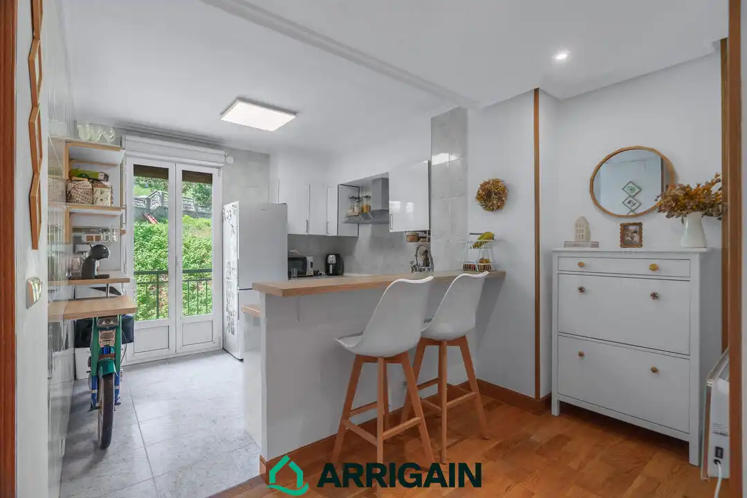 Cocina de Piso en venta en Pasaia con Calefacción y Balcón