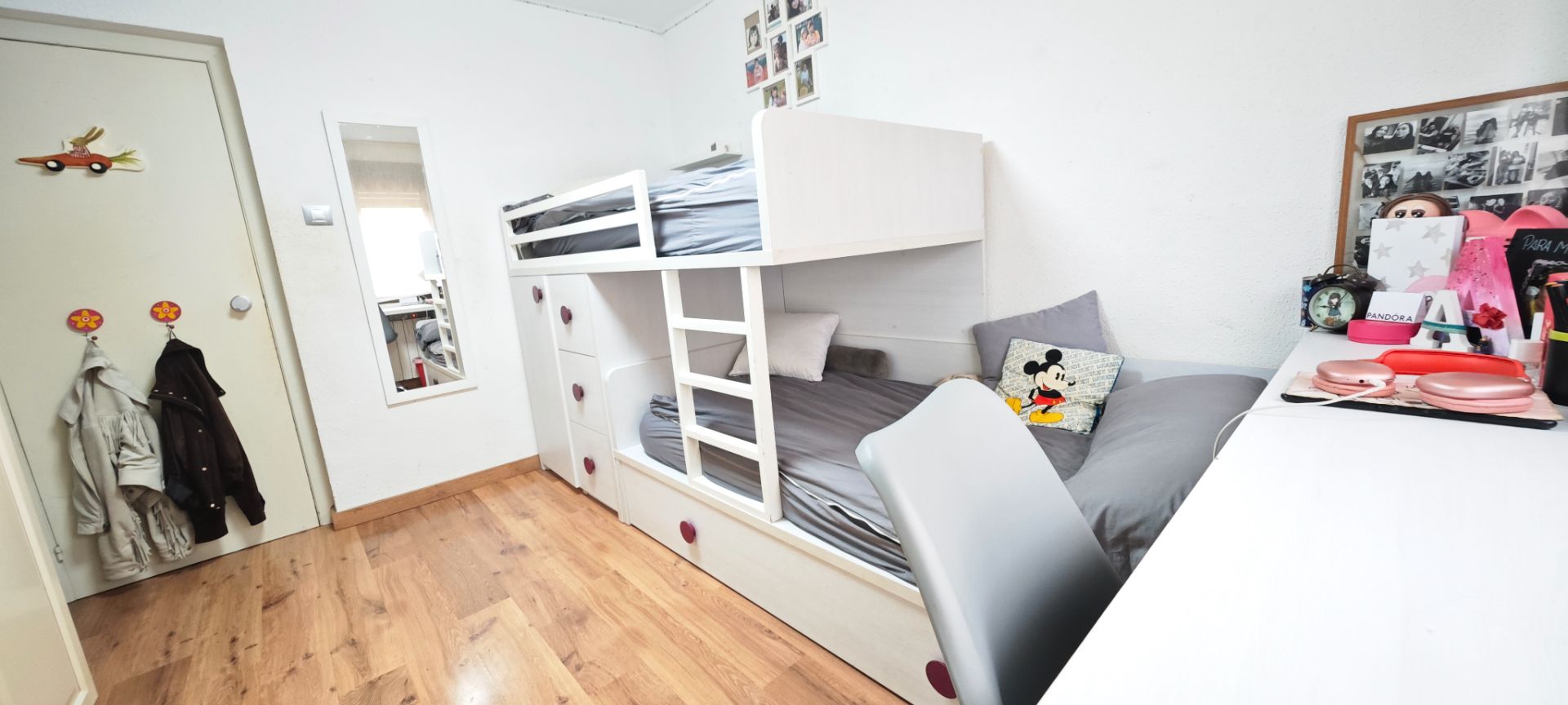 Piso en venta en Carrer de l'Escultor Ordóñez, Porta, Nou Barris