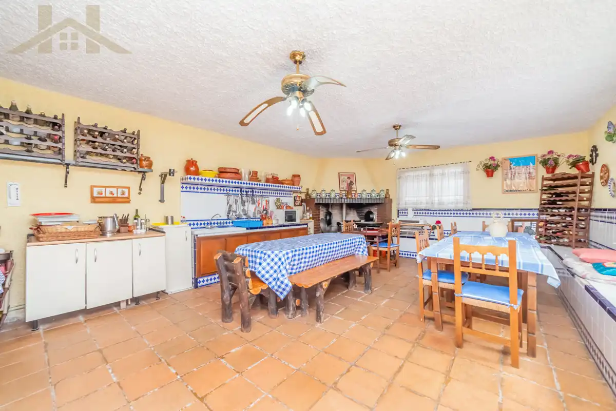 Kitchen of Country homes for sale in Ciempozuelos  with Private garden, Storage room and Swimming Pool