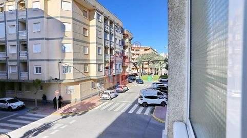 Foto 4 de Piso en venta en Calle Hermanos Bazán, 4, Las Viñas, Guardamar del Segura
