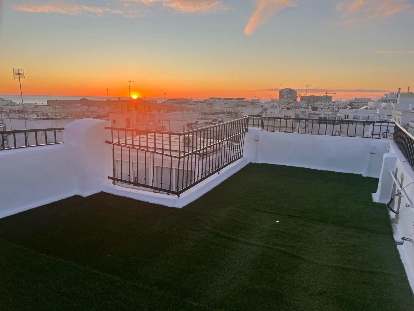 Terrassa de Àtic de lloguer en  Cádiz Capital amb Terrassa