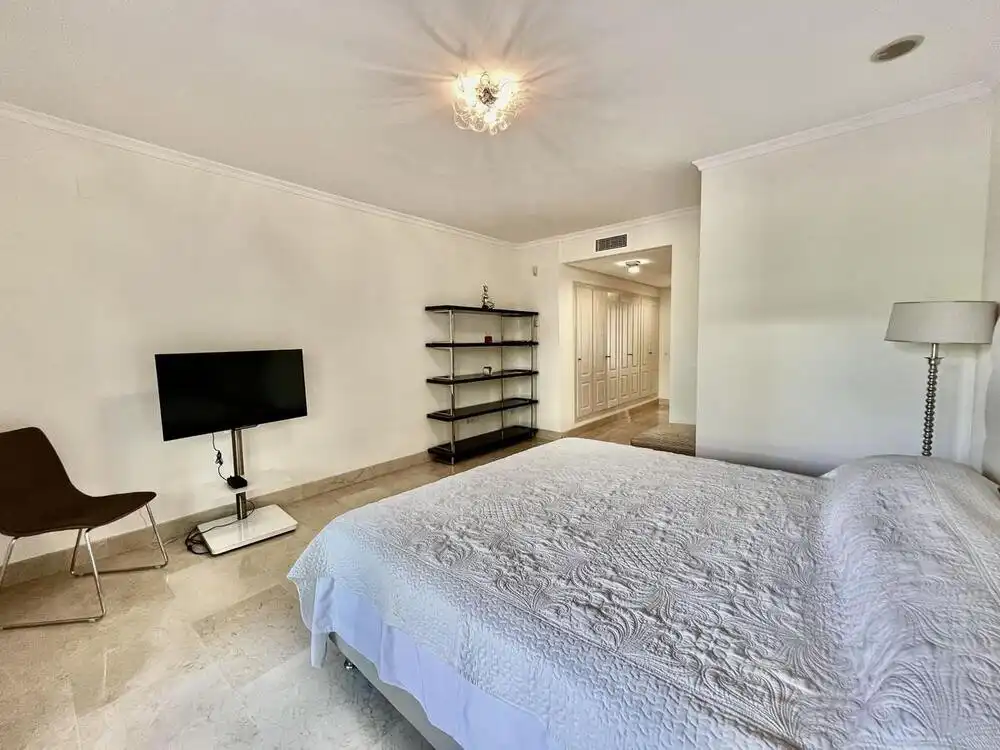 Bedroom of Ground floor for rent in Marbella  with Air Conditioner, Private garden and Terrace