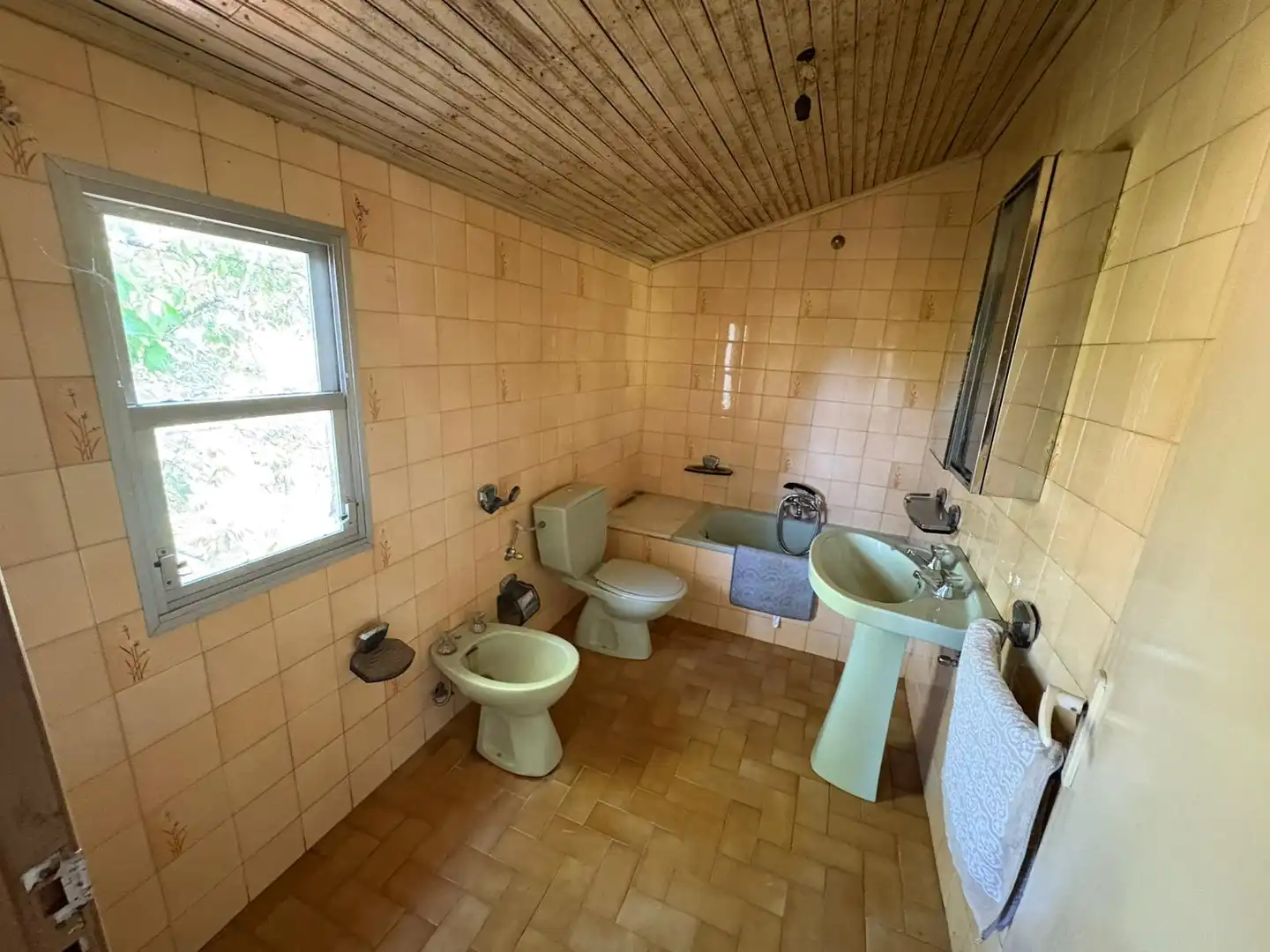 Bathroom of Houses for sale in Covelo  with Storage room and Furnished
