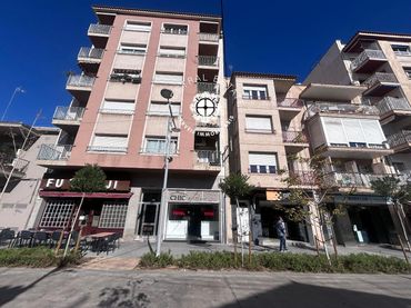 Local comercial en alquiler en Jaume I