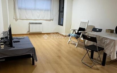 Living room of Flat for sale in Valdemoro  with Air Conditioner