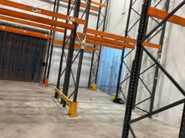 Nau industrial de lloguer a Bollullos de la Mitación