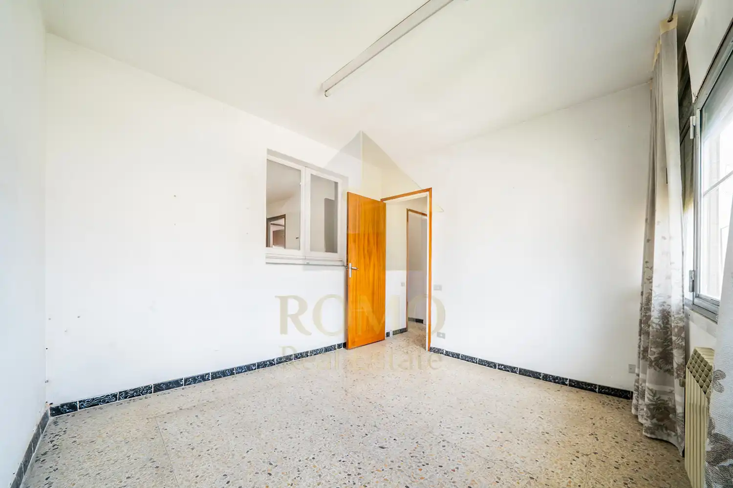 Bedroom of Houses for sale in Santa Perpètua de Mogoda  with Terrace, Storage room and Balcony