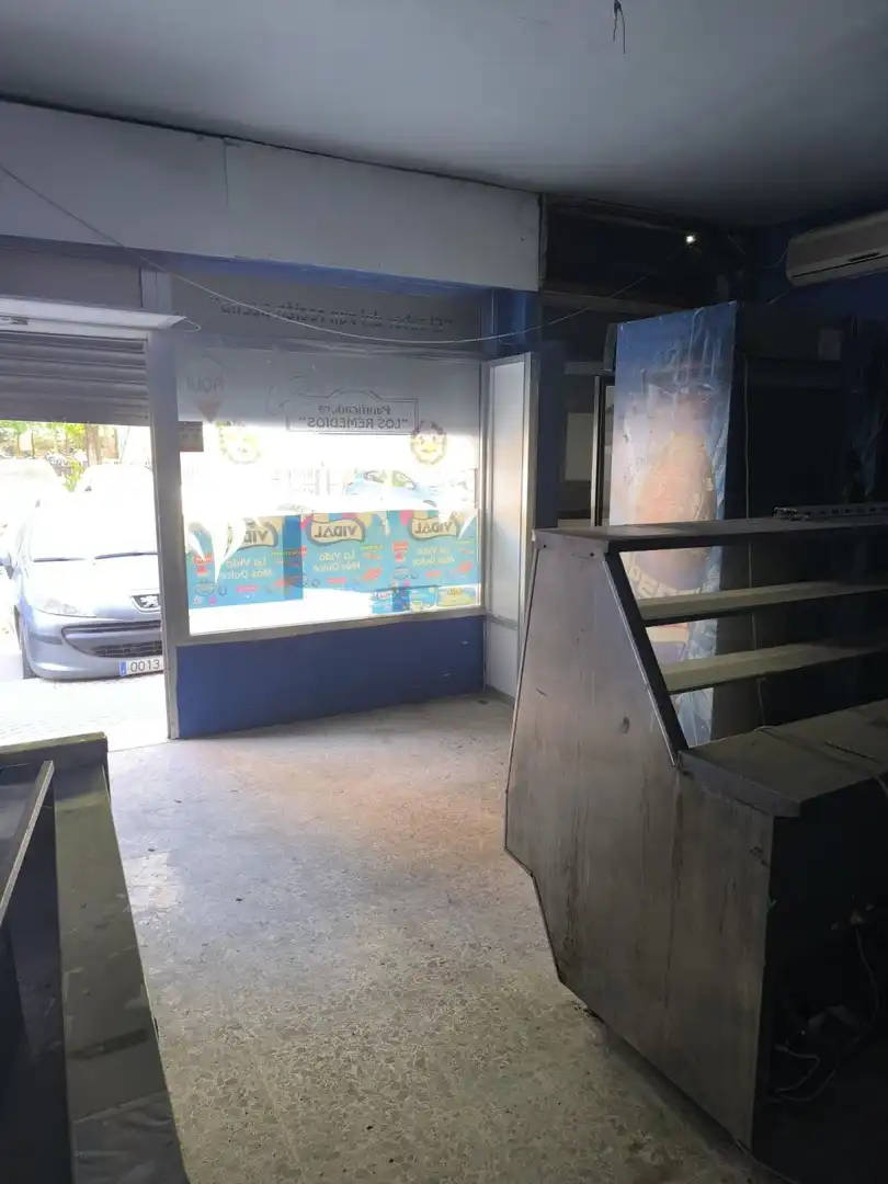 Local en venta en Sevilla